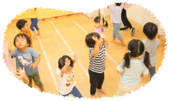 音楽で育む体幹<br>「リトミック」