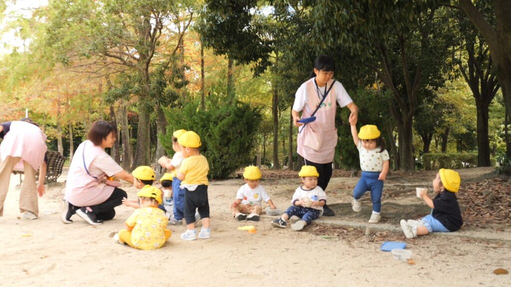戸外遊びや制作など！朝の主活動