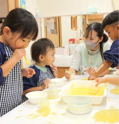 きらきら保育園 潮江園